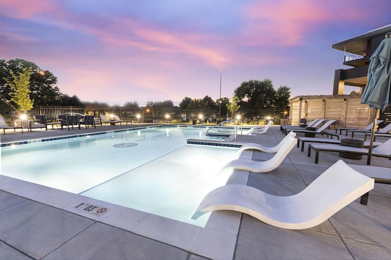 Modern Dwntwn 1 Bdrm Apt Pool Gym Free Parking Indianapolis Exterior foto